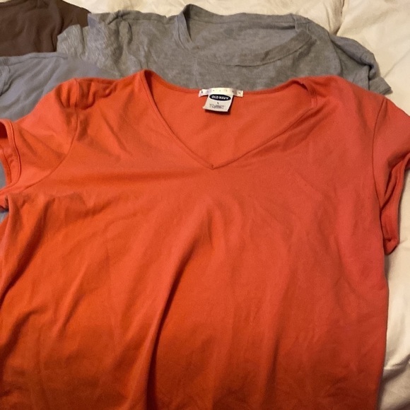 5 -T SHIRTS 2 Gap,Old Navy,Gilligan&O'Malley,George SZ L Assortment of colors - Picture 2 of 5